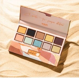 Alamar Destino eye palette